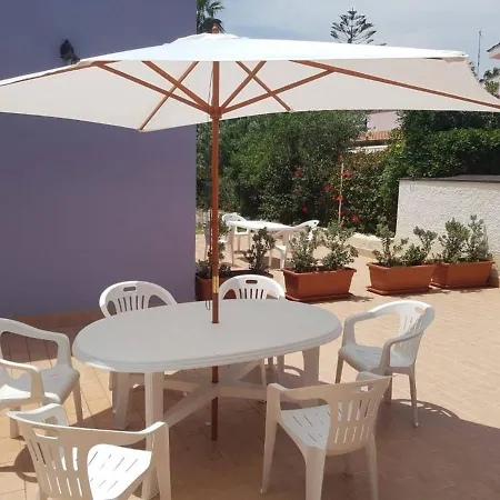 Villa With Air-Conditioned Garden Near The Sea Фонтане-Бьянке